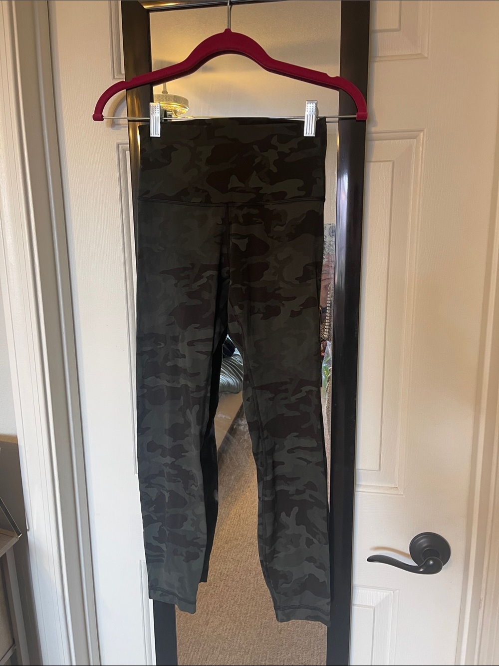 VGUC Lululemon Align Olive & Black Camo Leggings 25’ ~ 4